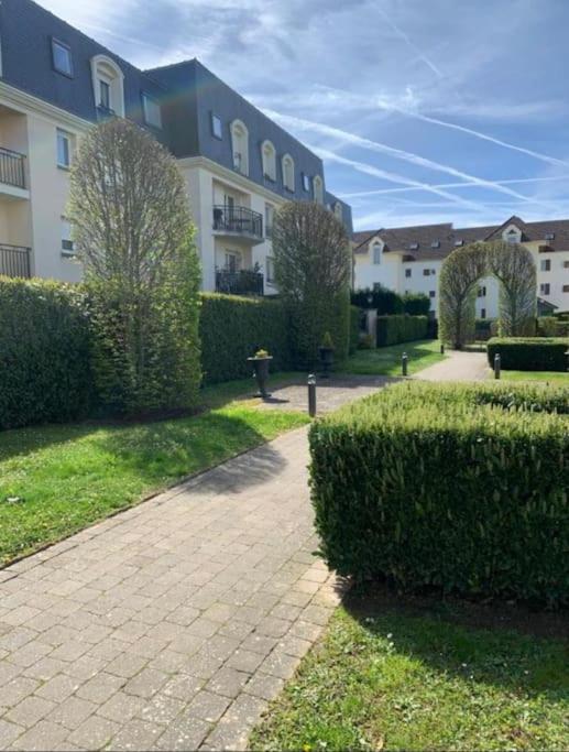 Les Jardins De Magny. Apartment Exterior photo